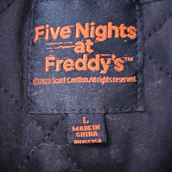 Freddy Fazbear coat Size L (unused) - Picture 4 of 7